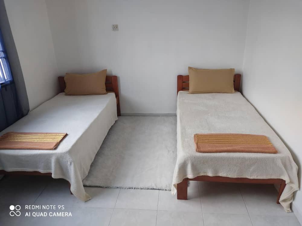 R&R Homestay Simpang Renggam Kültér fotó